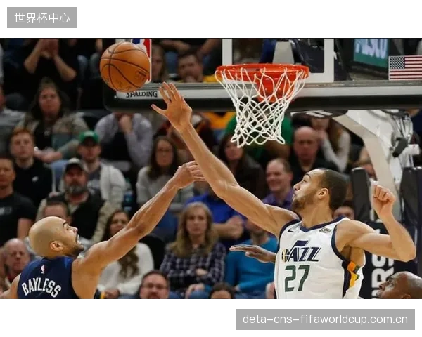 怀特塞德成CBA首位外籍DPOY，其护框能力成为上海队防守支柱。